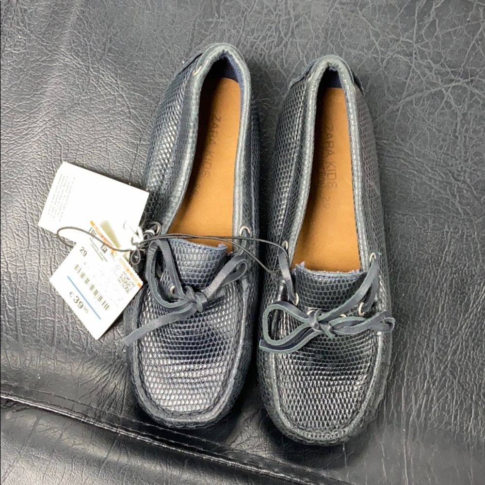 Brand new Zara boys moccasin flat size 29/11.5 USA